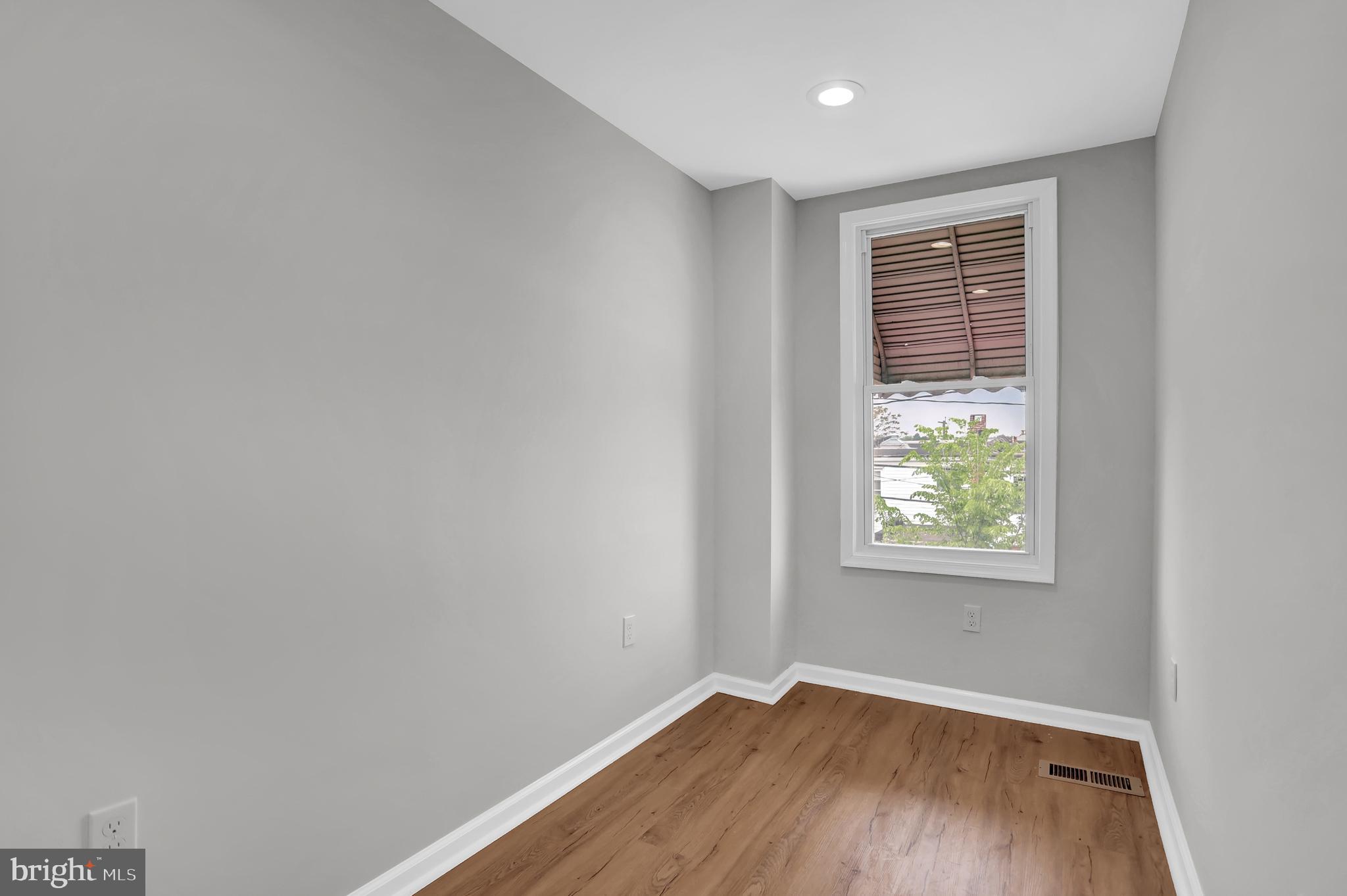 FOUR BY FOUR - Residential Lease