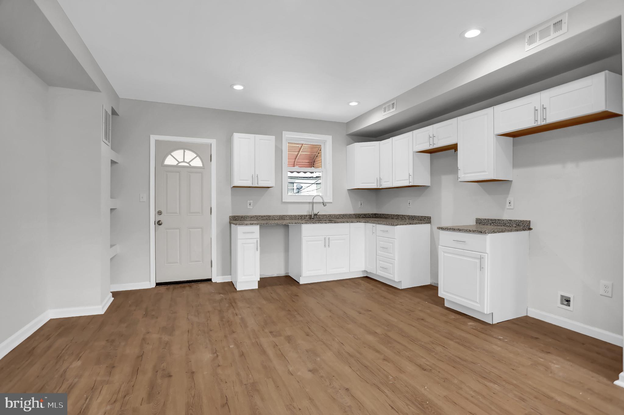 FOUR BY FOUR - Residential Lease