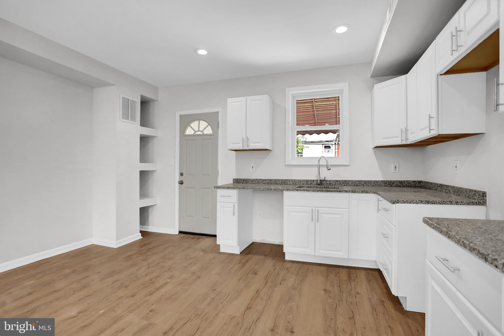 FOUR BY FOUR - Residential Lease