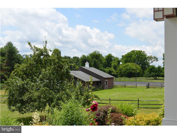 RADNOR HUNT - Residential