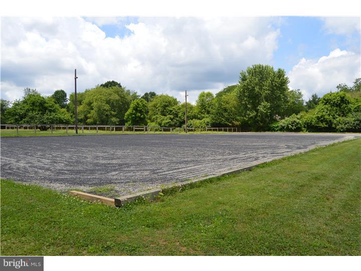 RADNOR HUNT - Residential