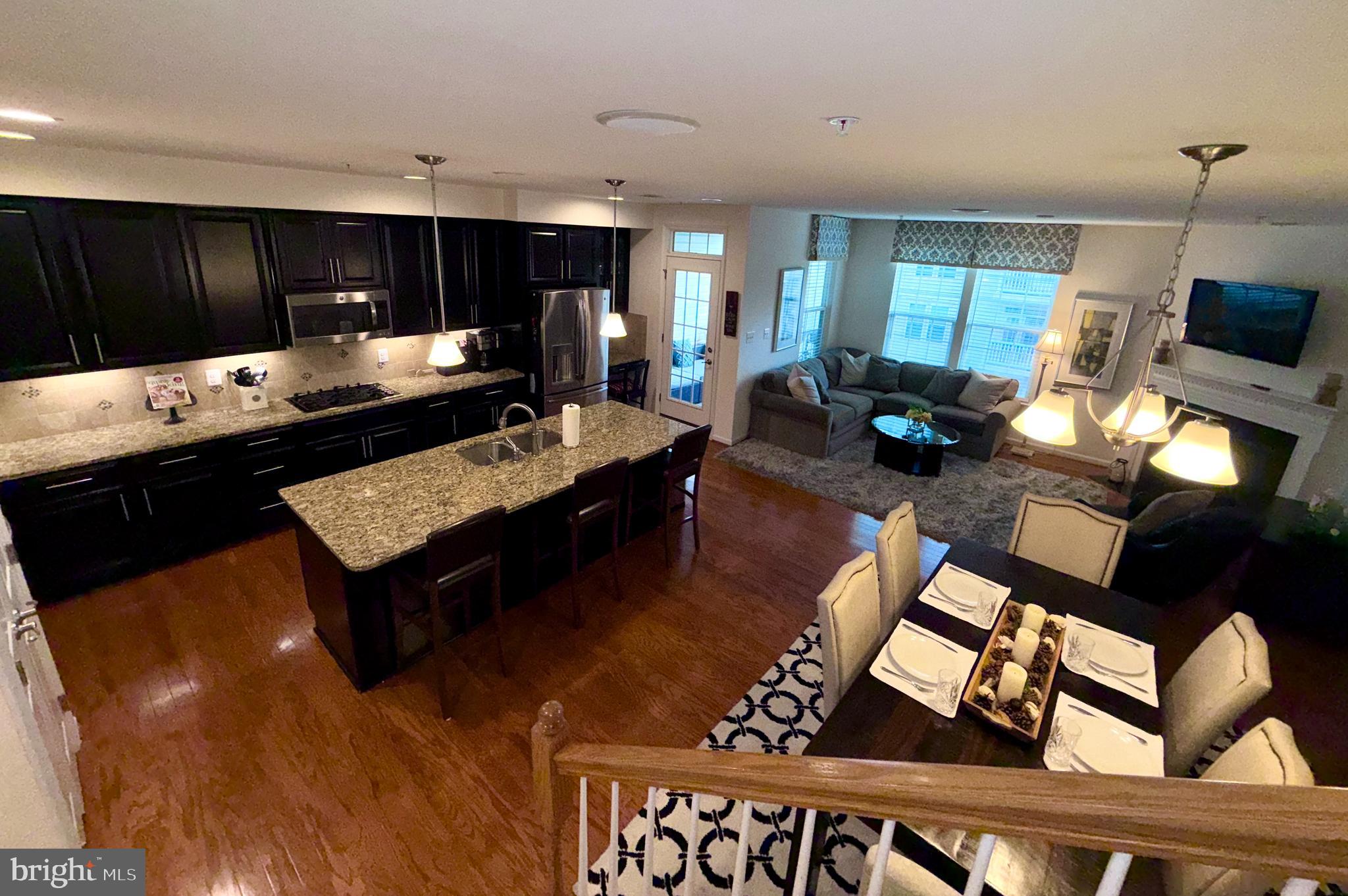 7528 BRUNSON CIRCLE