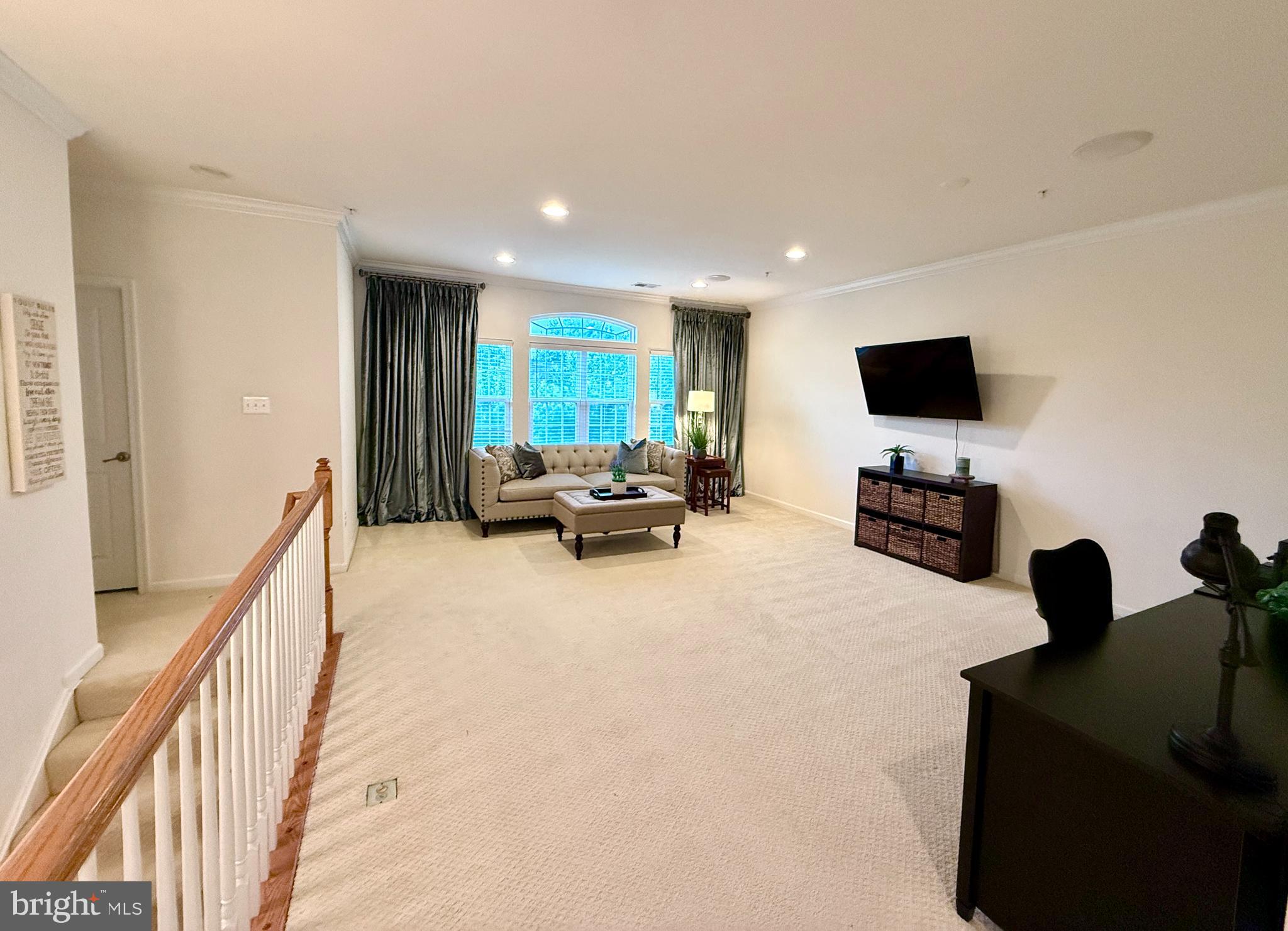 SOMERSET CONDO - Residential