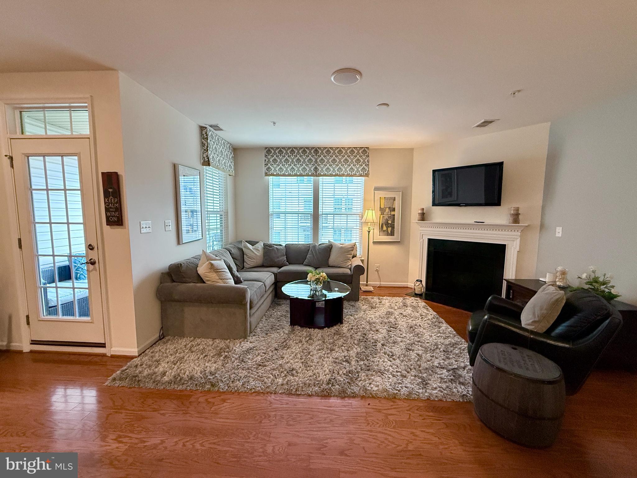 SOMERSET CONDO - Residential