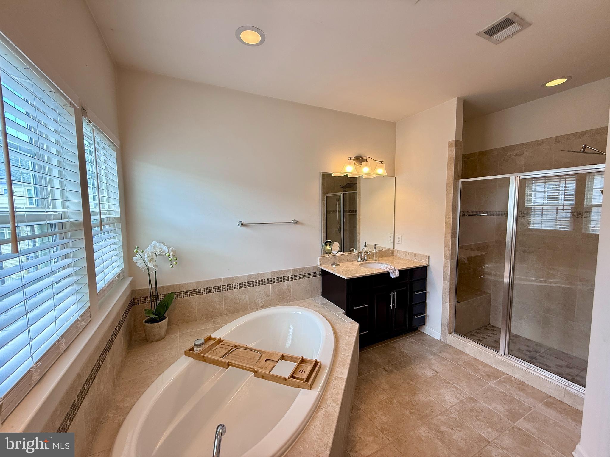 SOMERSET CONDO - Residential