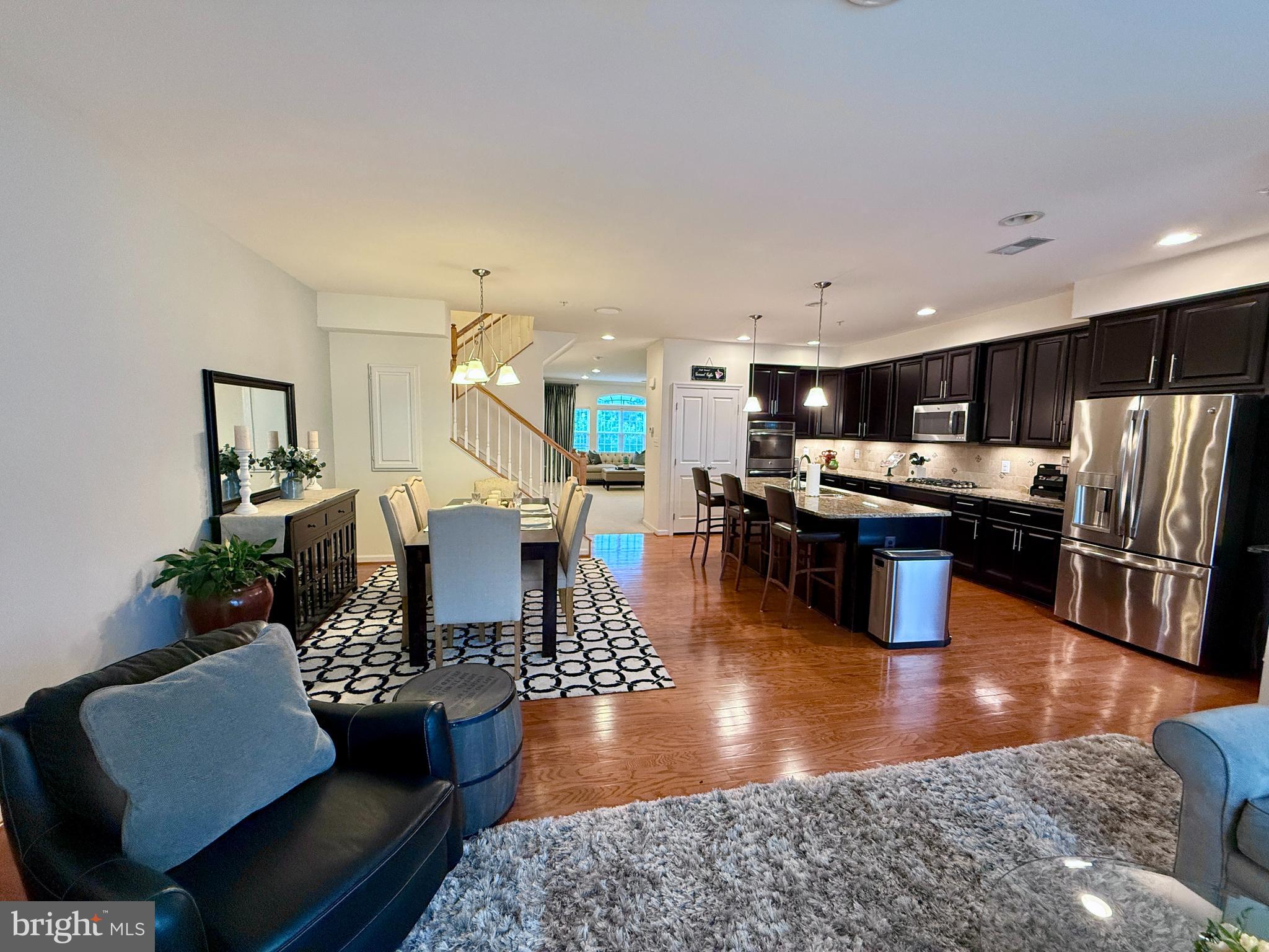 7528 BRUNSON CIRCLE