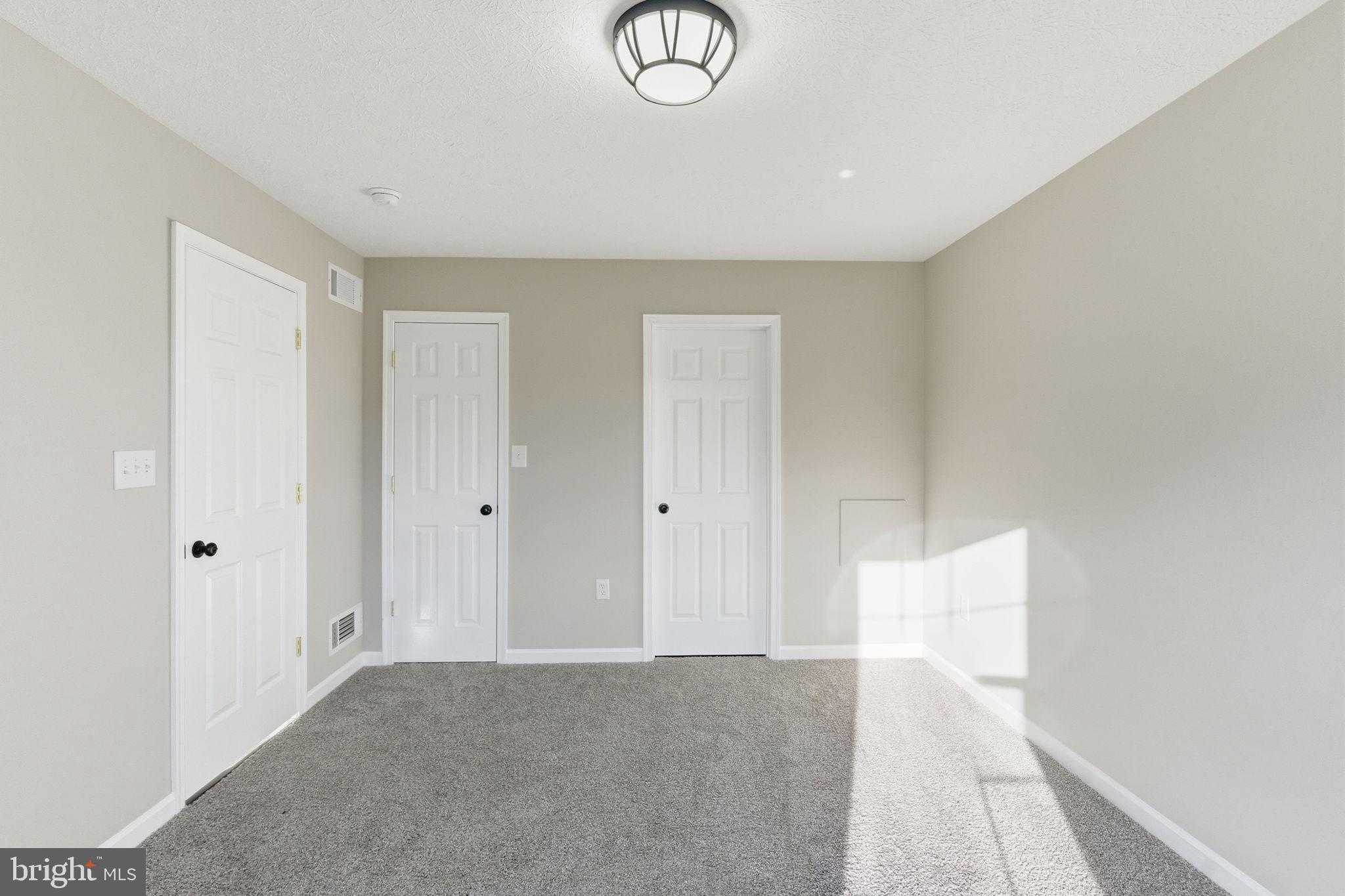 SENECA VILLAGE - Residential