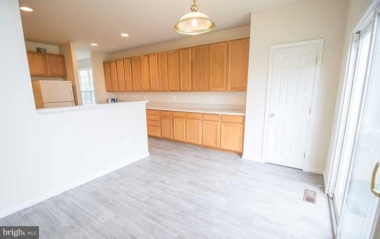 WESTBURY PUB - Residential Lease