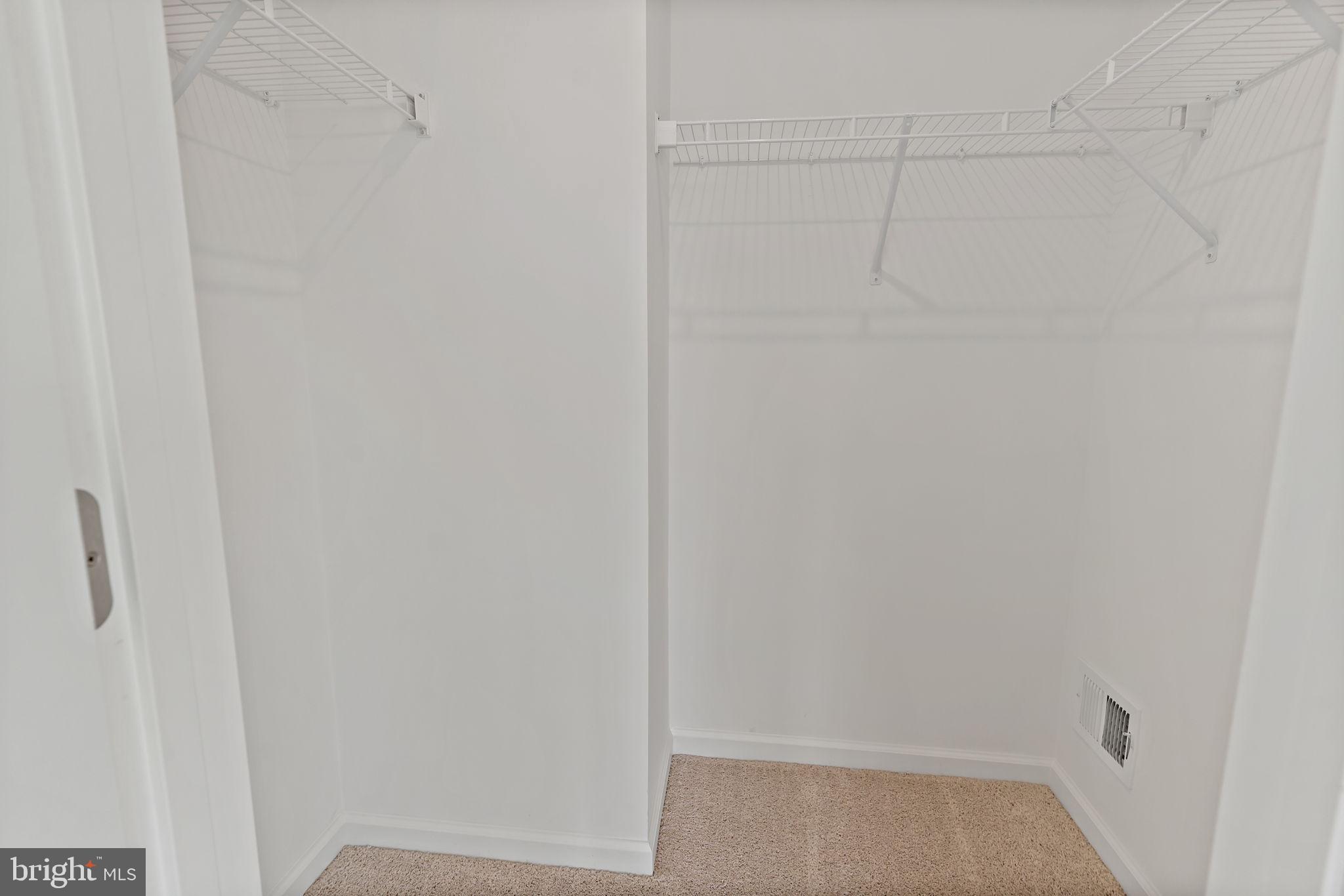 SOUTH BROOK - Residential