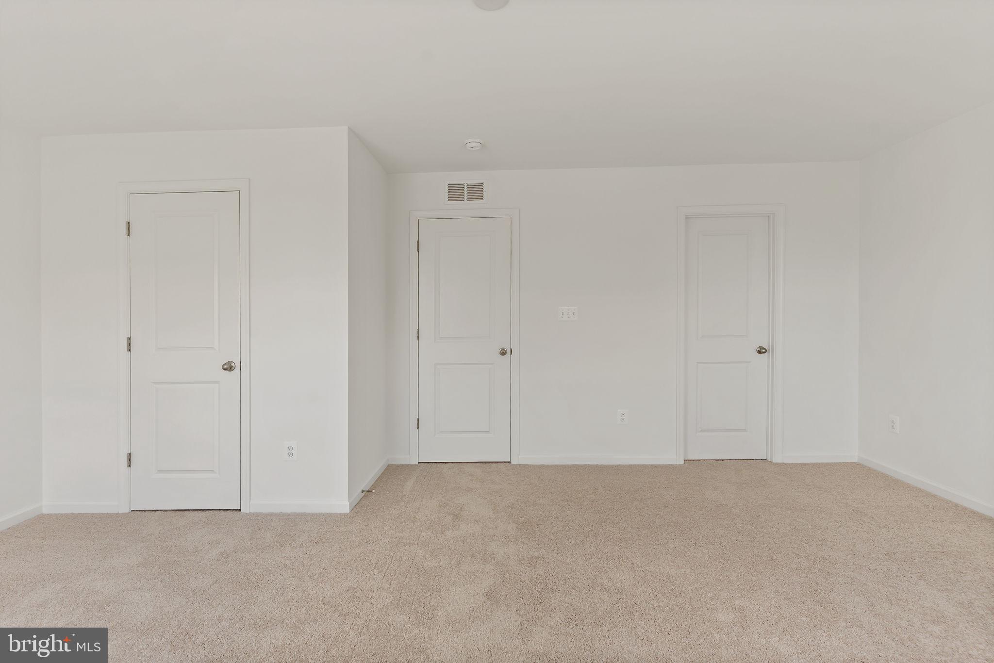 SOUTH BROOK - Residential