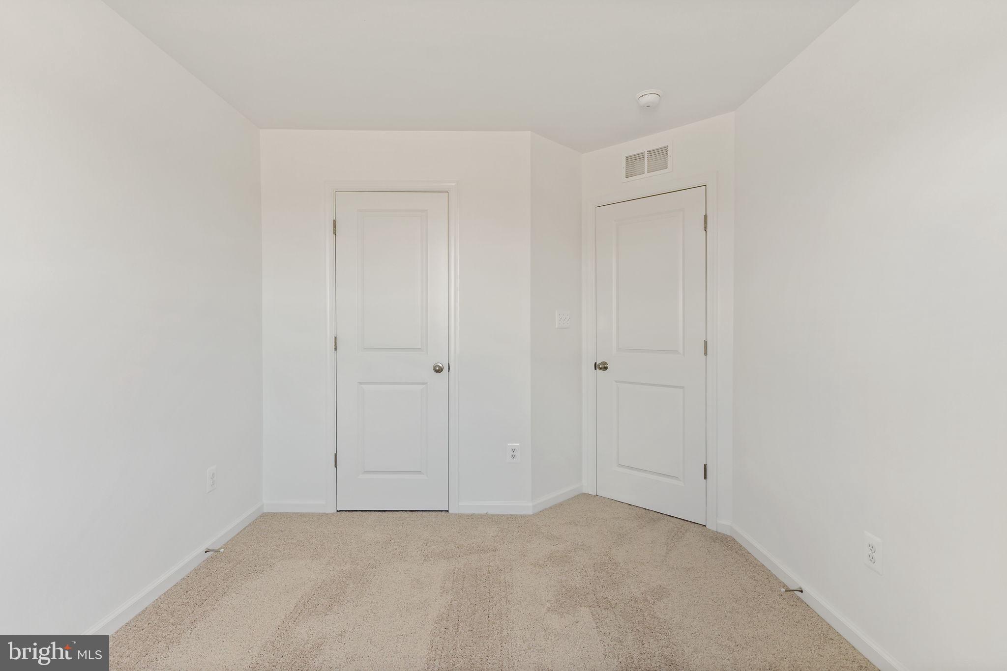 SOUTH BROOK - Residential