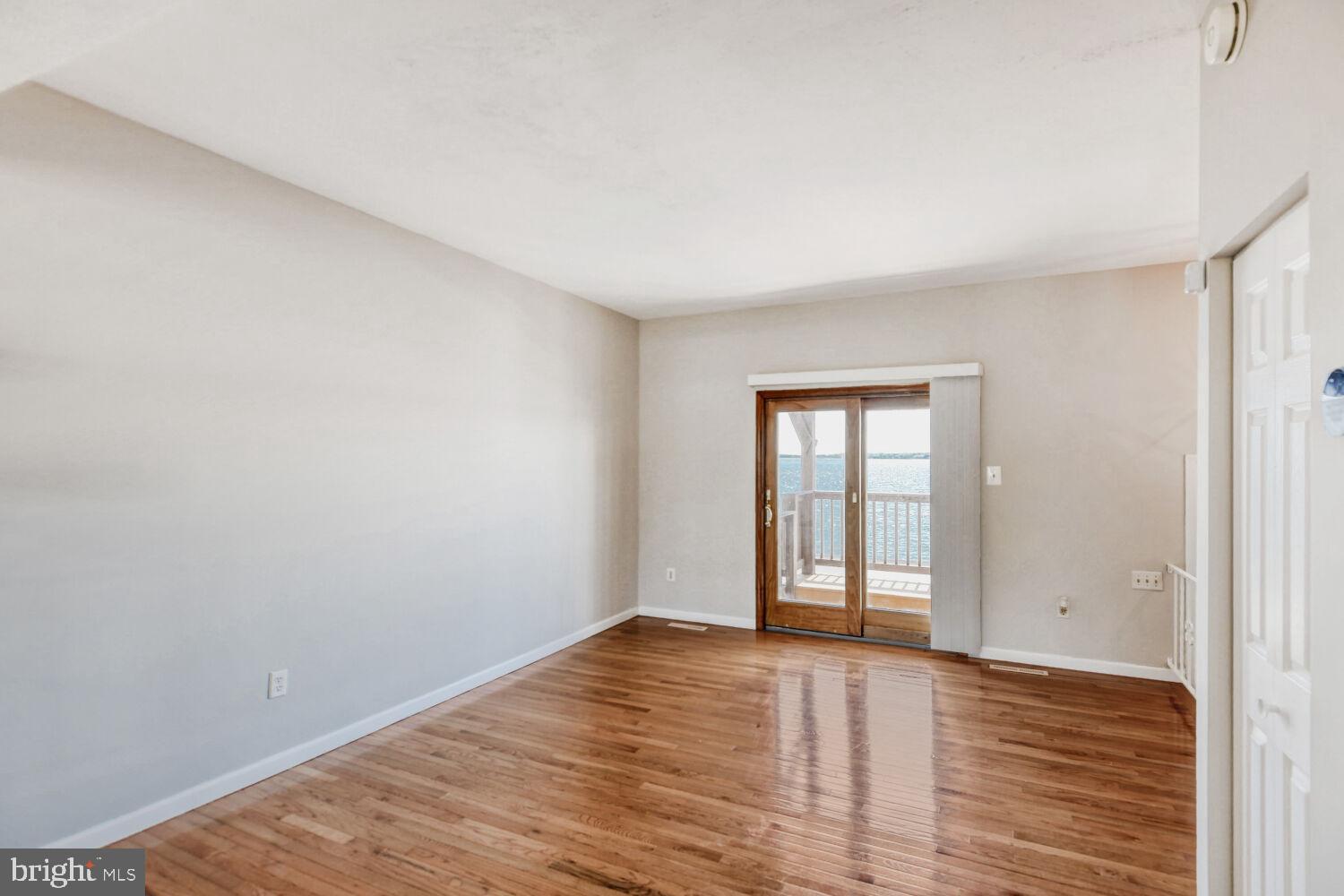 VILLA CAPRI - Residential