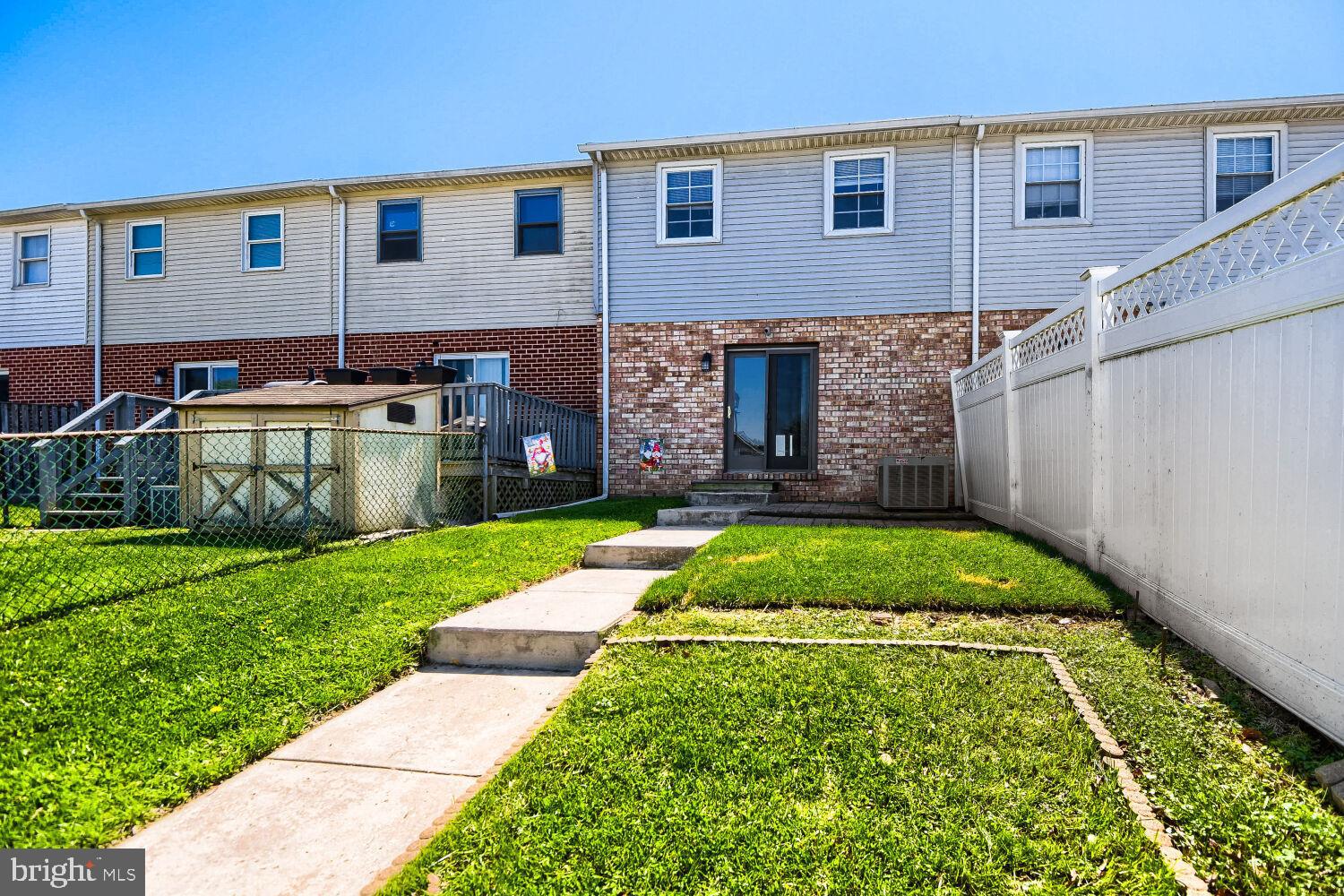 VILLA CAPRI - Residential