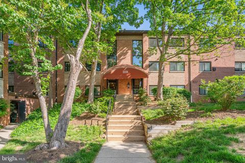 3330 S 28TH STREET 203 ALEXANDRIA VA 22302