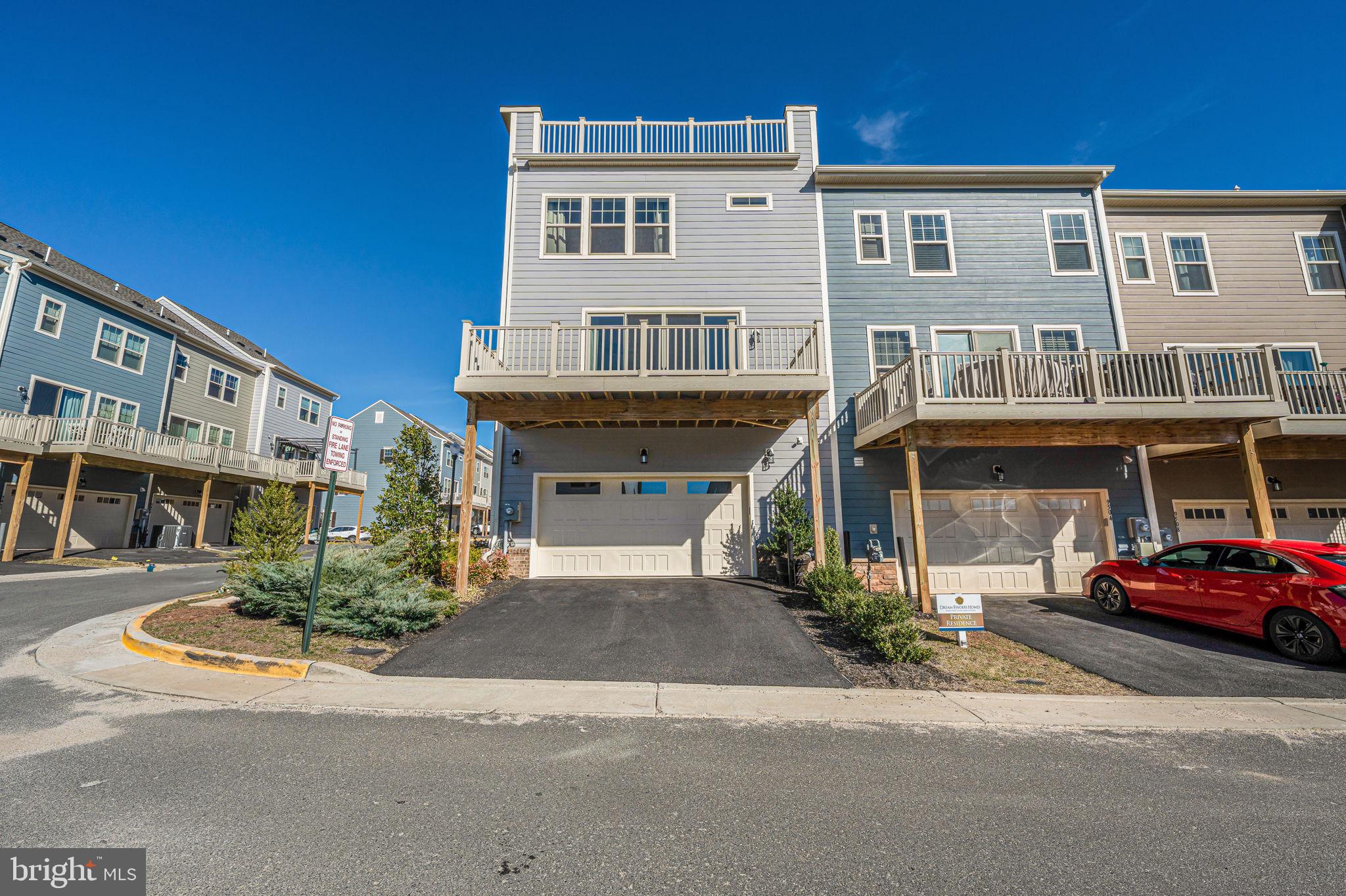 JEFFERSON SQUARE - Residential Lease