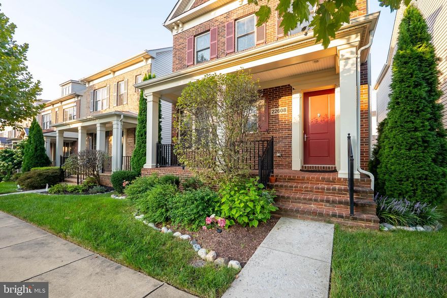 Move-in-ready single-family home in the Cabin Branch community, offering 3,627 sq. ft. of space. This home features 5 bedrooms, 4 full bathrooms, and a 2-car garage. The upper level includes 4 bedrooms, a loft, 2 full bathrooms, and a laundry room, with fans installed in all bedrooms. The main level boasts 1 bedroom, 1 full bathroom, a living room, a dining room, a covered deck, and a kitchen equipped with stainless steel appliances and granite countertops. The lower level provides a spacious recreational area and an additional full bathroom.