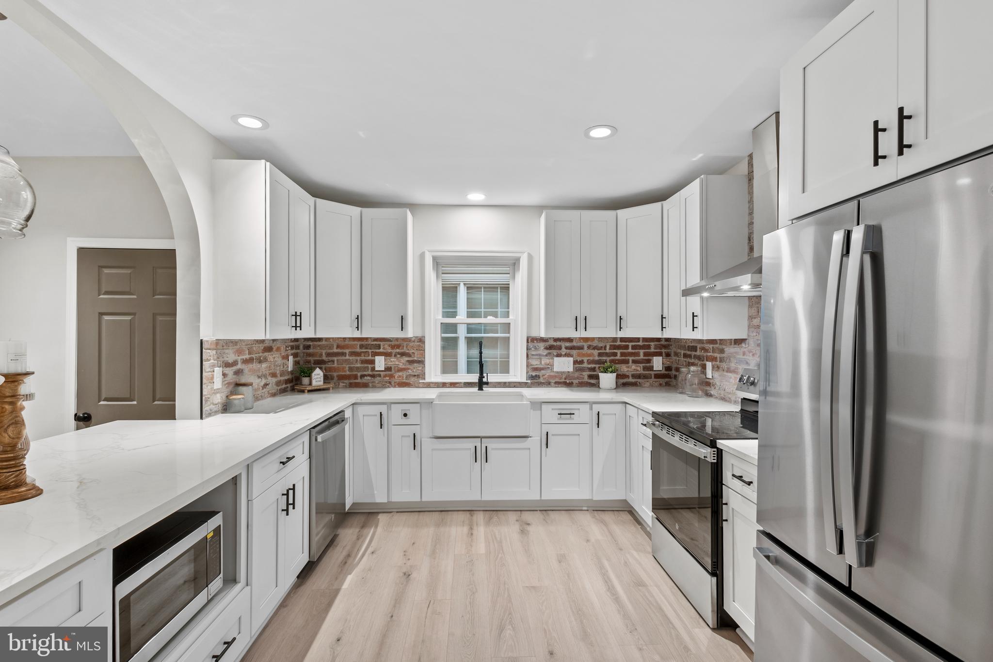 100 ACRE WOODS - Residential