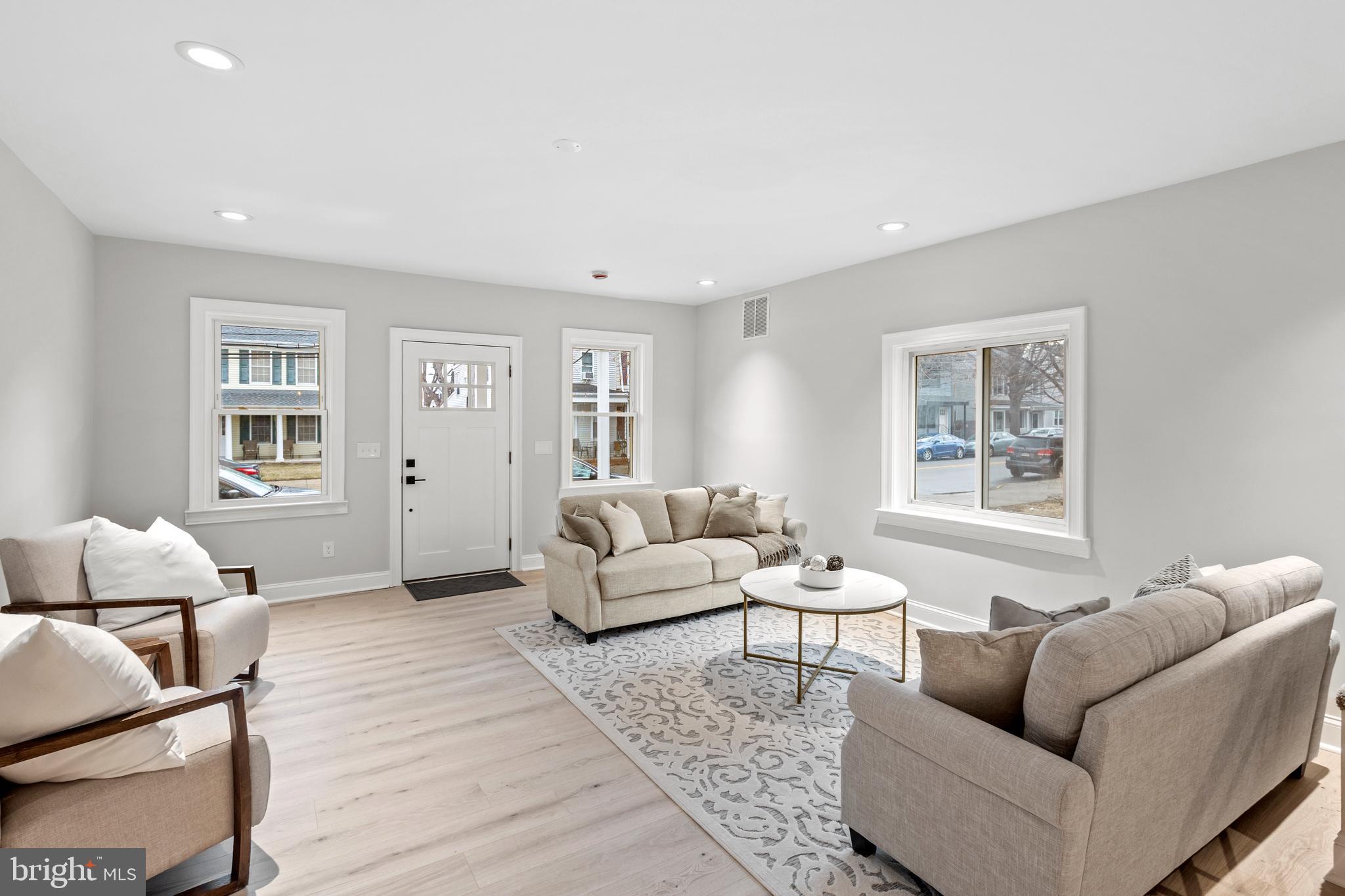 100 ACRE WOODS - Residential