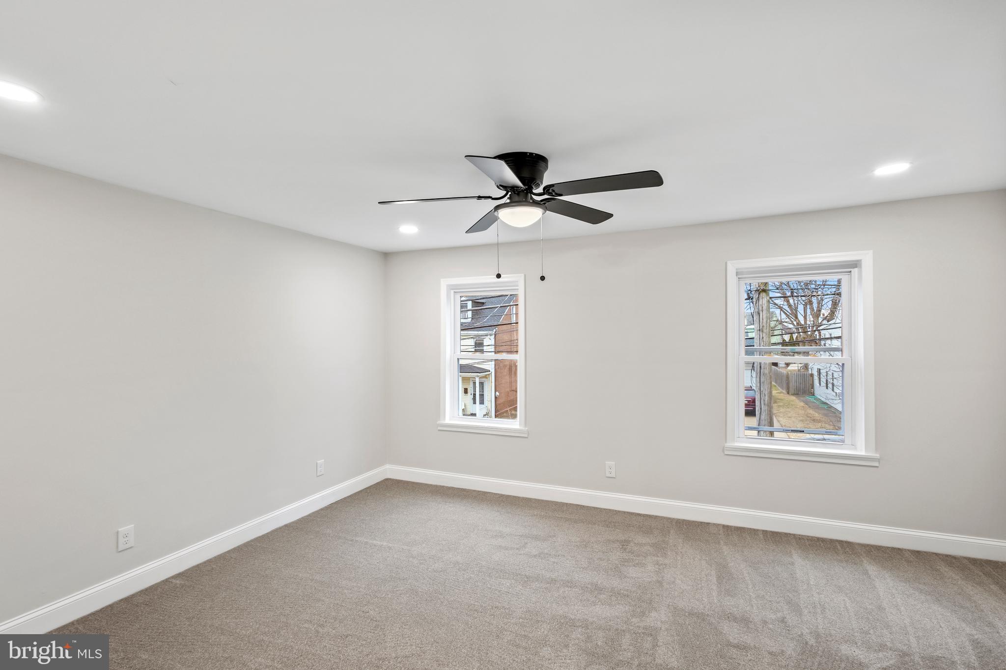 100 ACRE WOODS - Residential