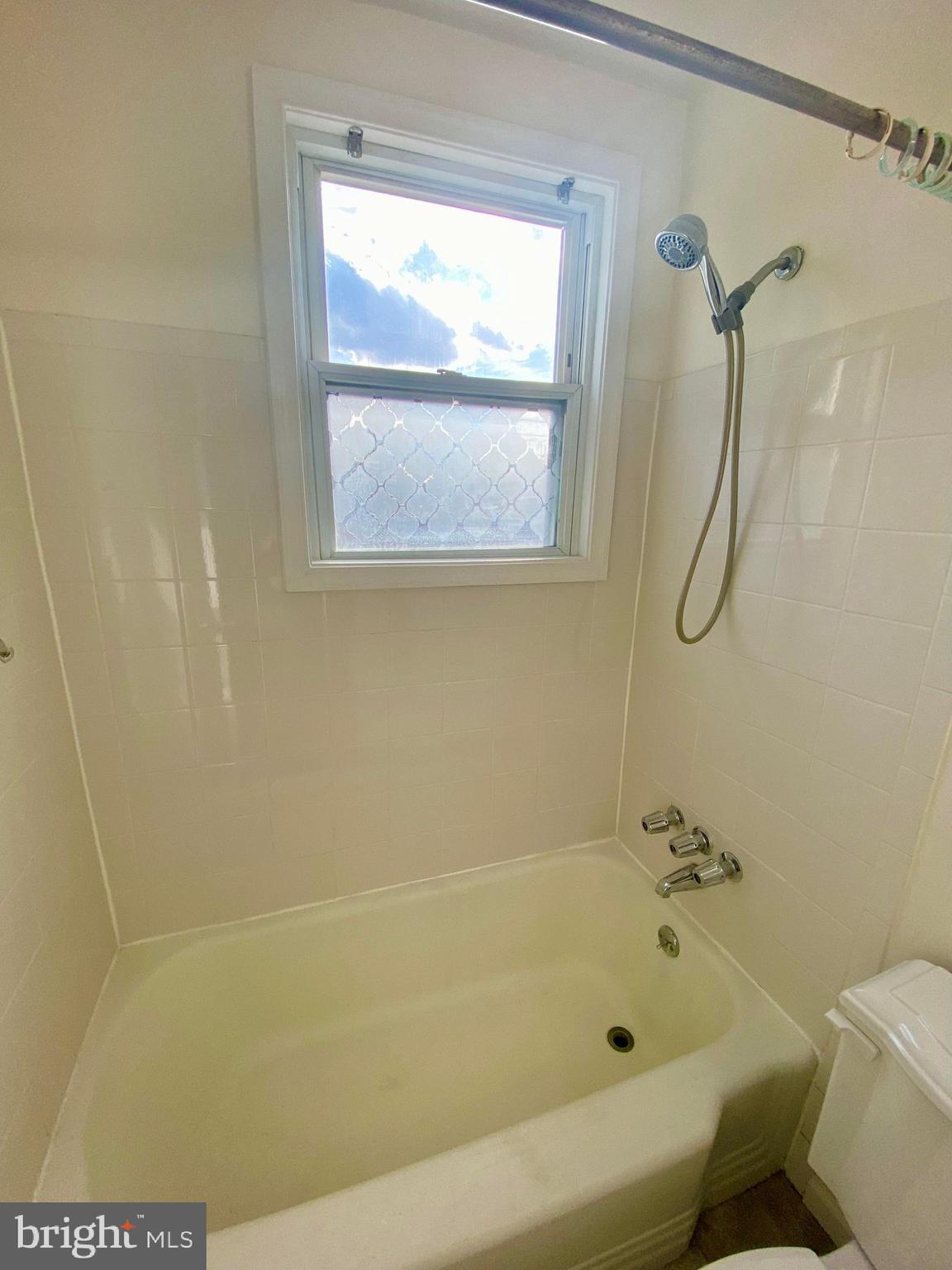 DUNDALK - Residential Lease