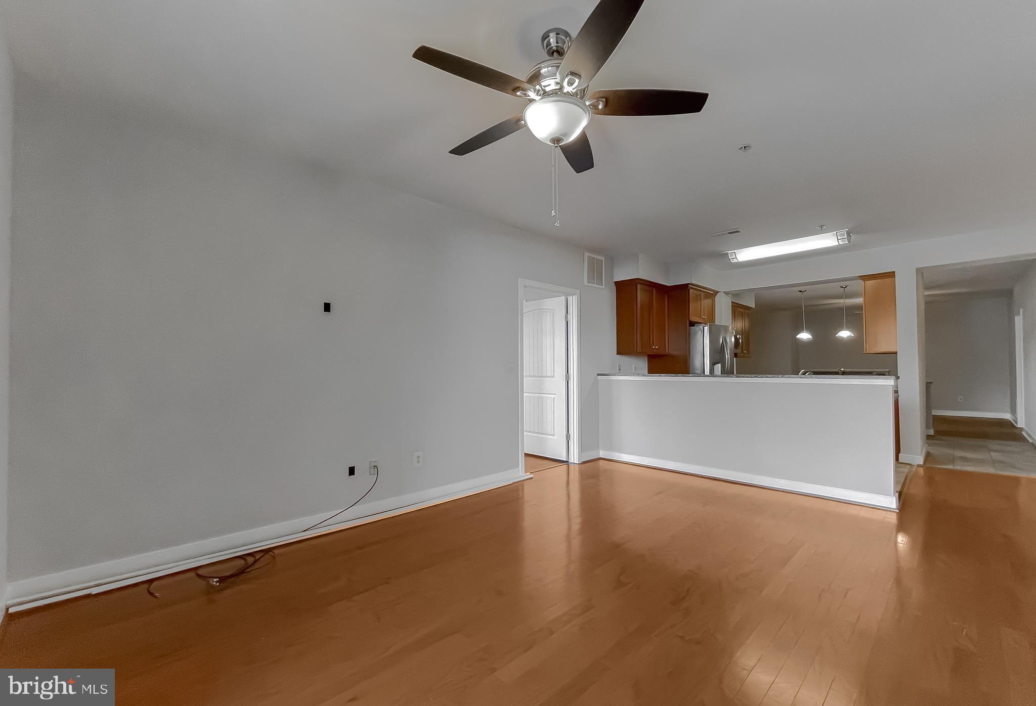 FOXWELL CONDOMINIUMS - Residential Lease