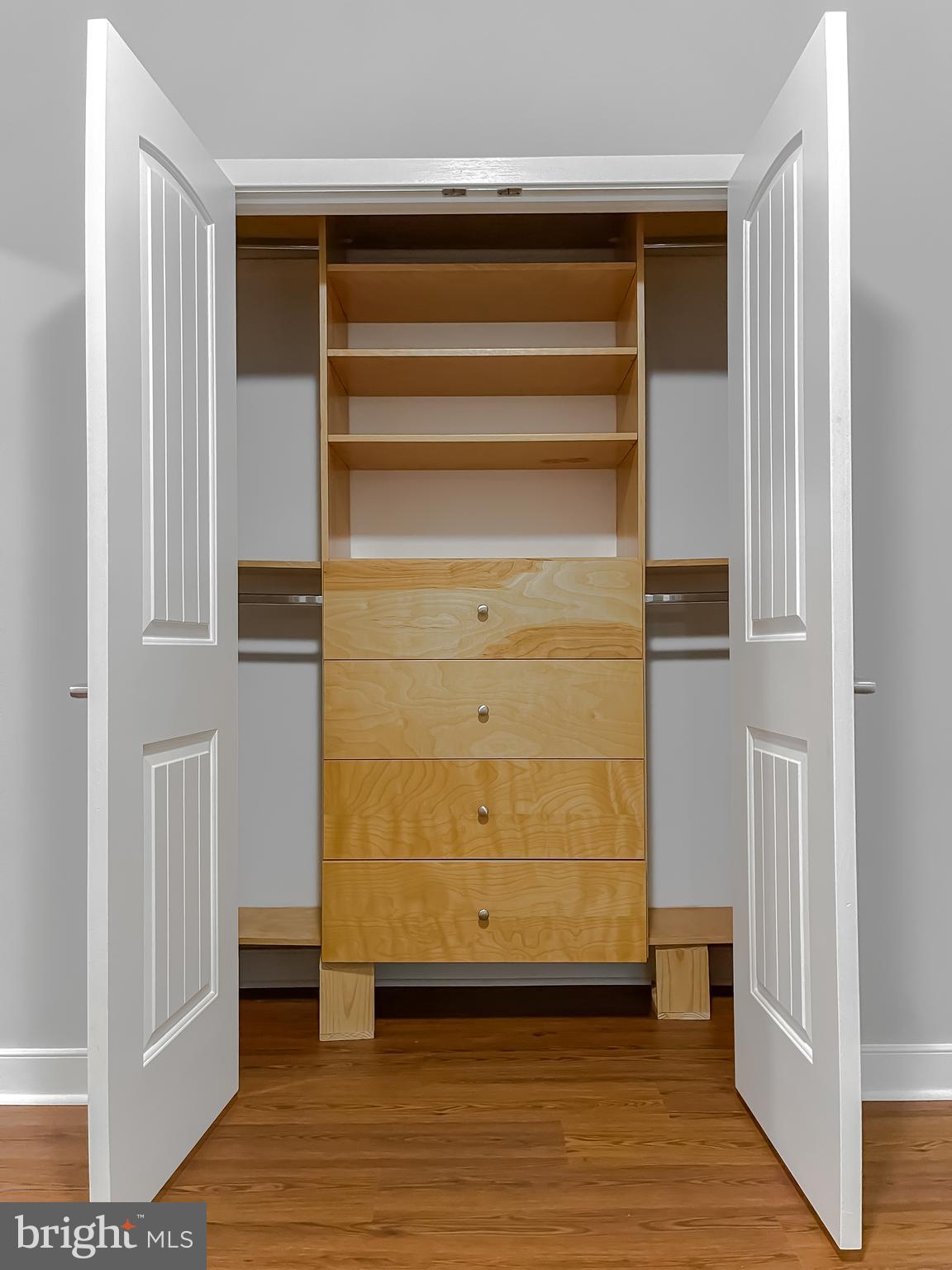 FOXWELL CONDOMINIUMS - Residential Lease