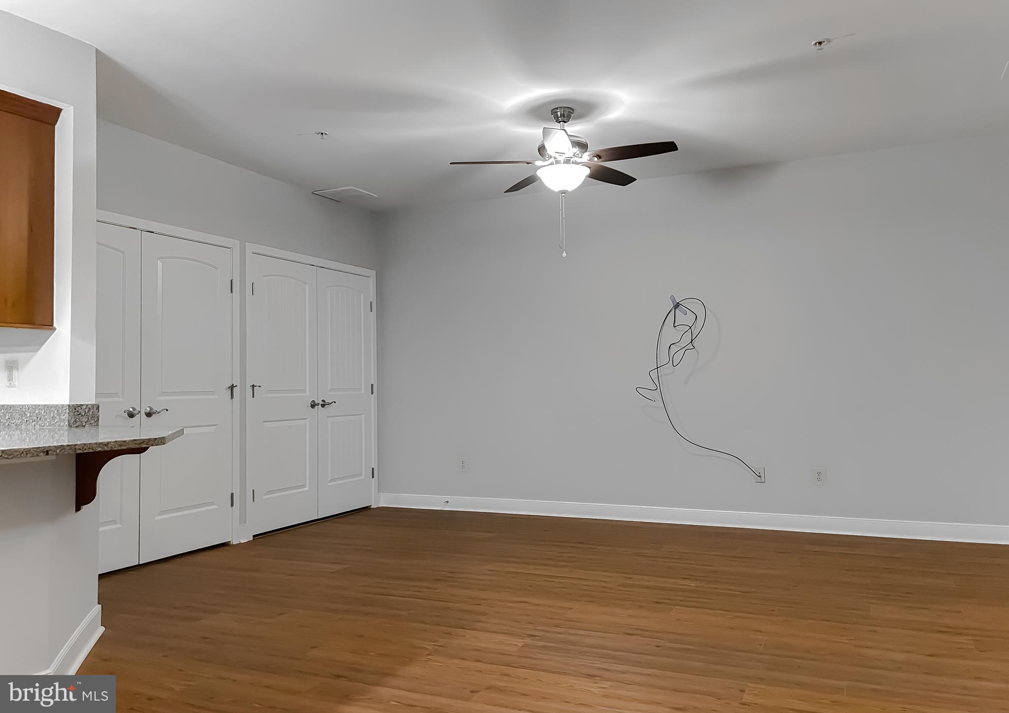 FOXWELL CONDOMINIUMS - Residential Lease