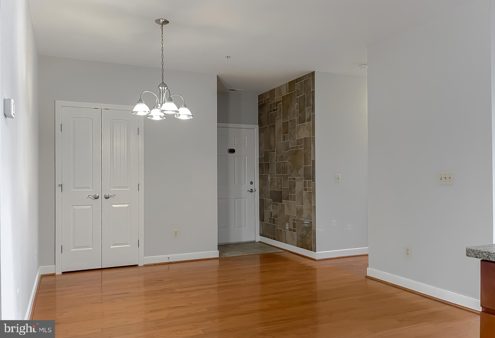 FOXWELL CONDOMINIUMS - Residential Lease