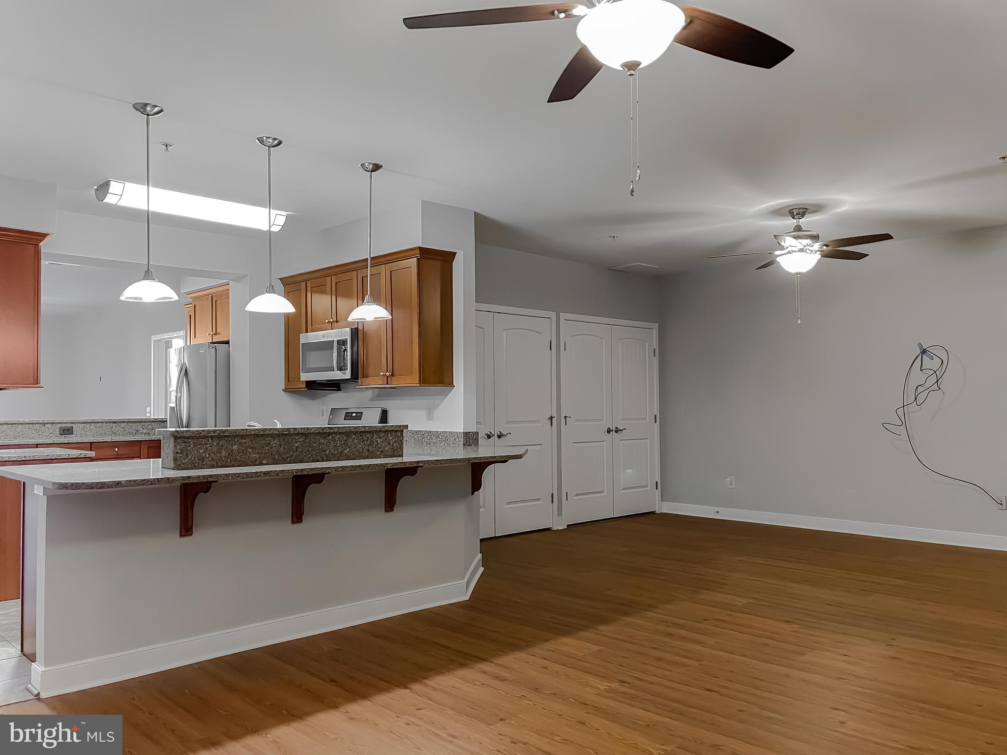 FOXWELL CONDOMINIUMS - Residential Lease