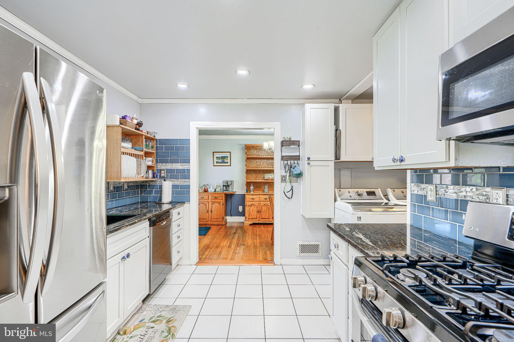 GLENDALE - Residential