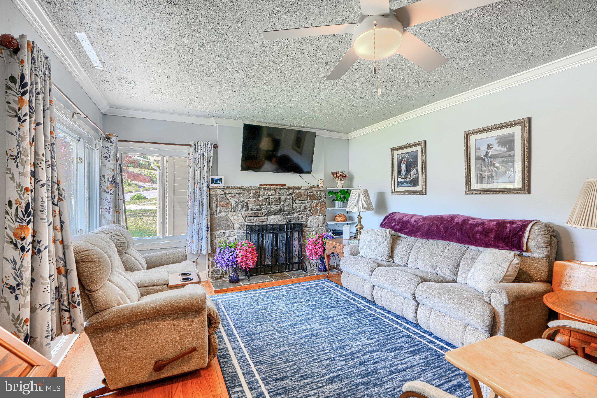 GLENDALE - Residential