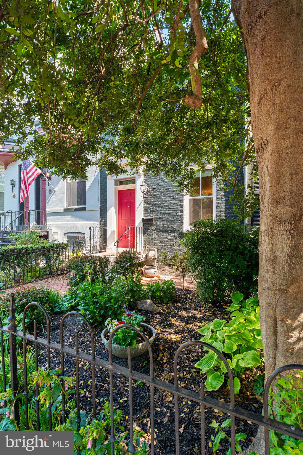328 A STREET NE