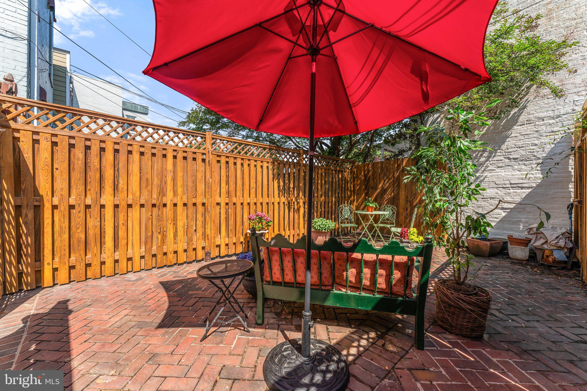 328 A STREET NE