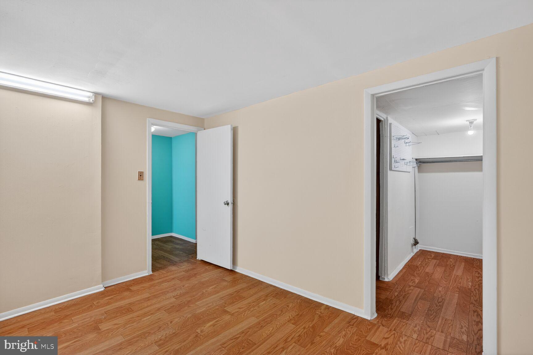 VILLAGE OF OWEN BROWN - Residential