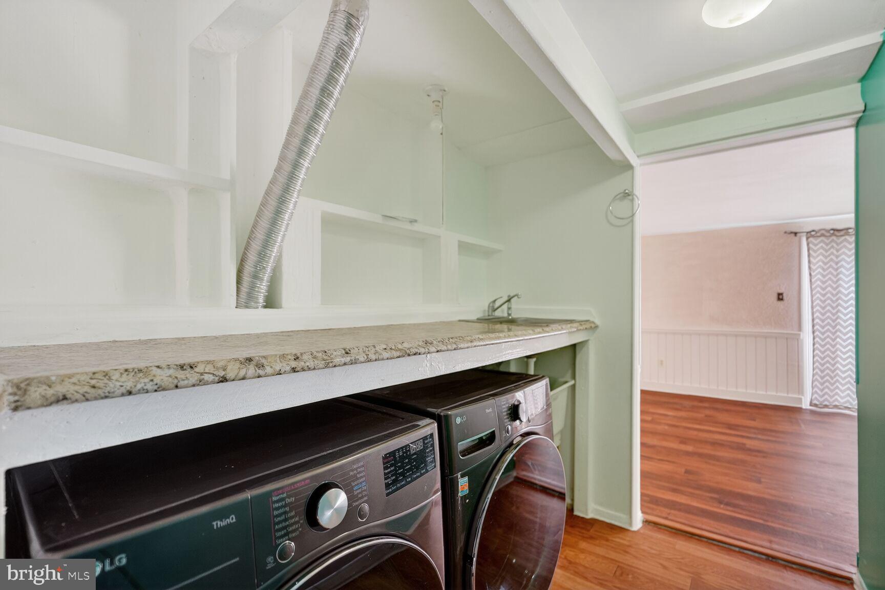 VILLAGE OF OWEN BROWN - Residential