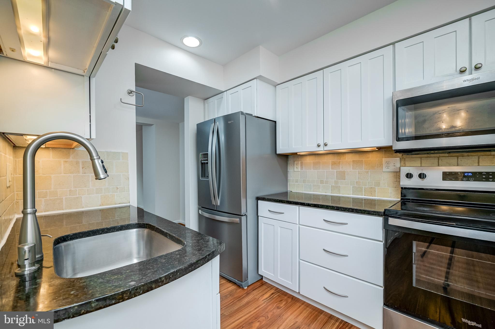 VILLAGE OF OWEN BROWN - Residential