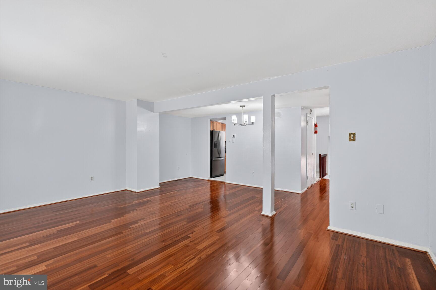 VILLAGE OF OWEN BROWN - Residential