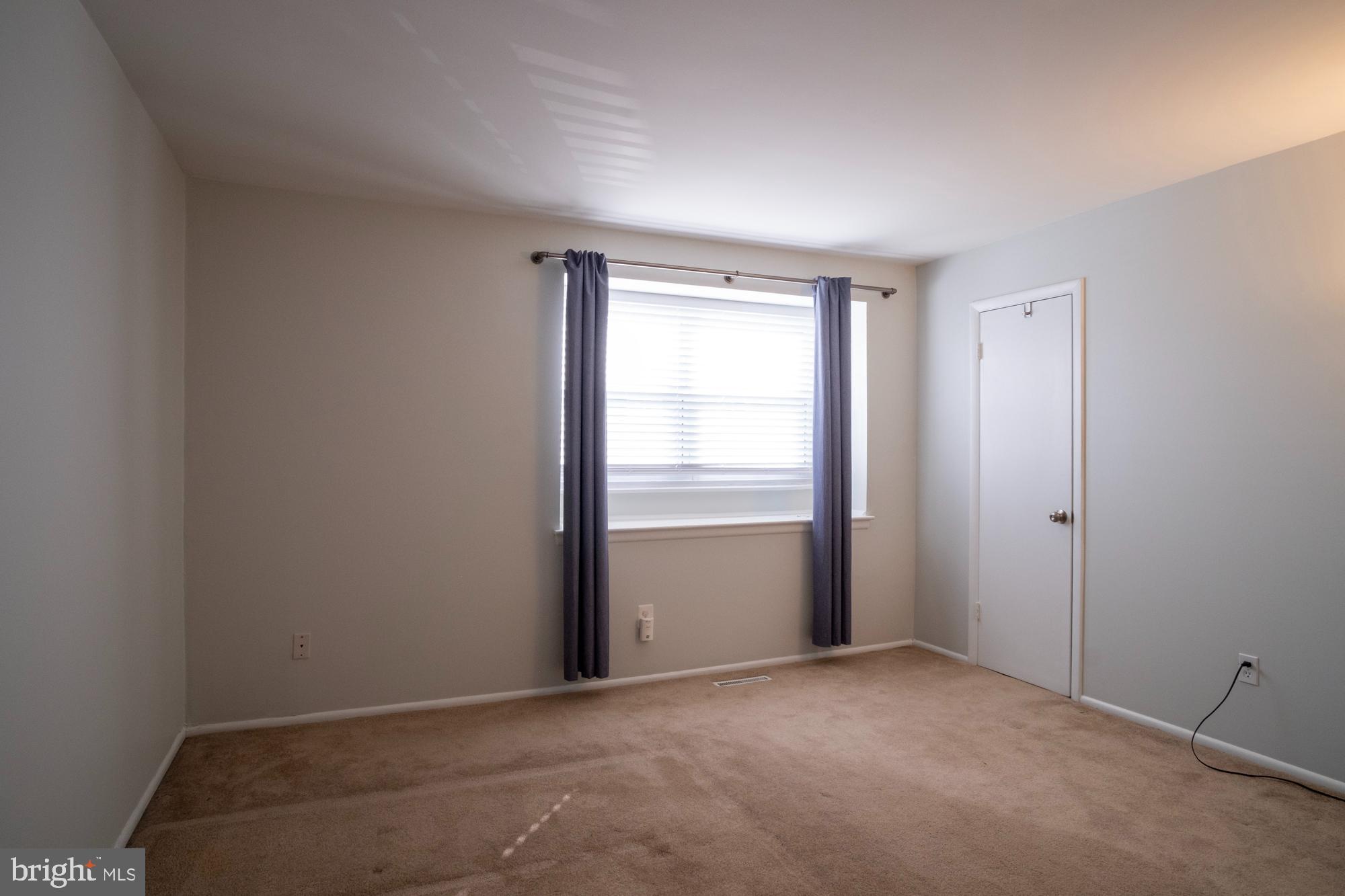 HUNTSMOOR - Residential Lease