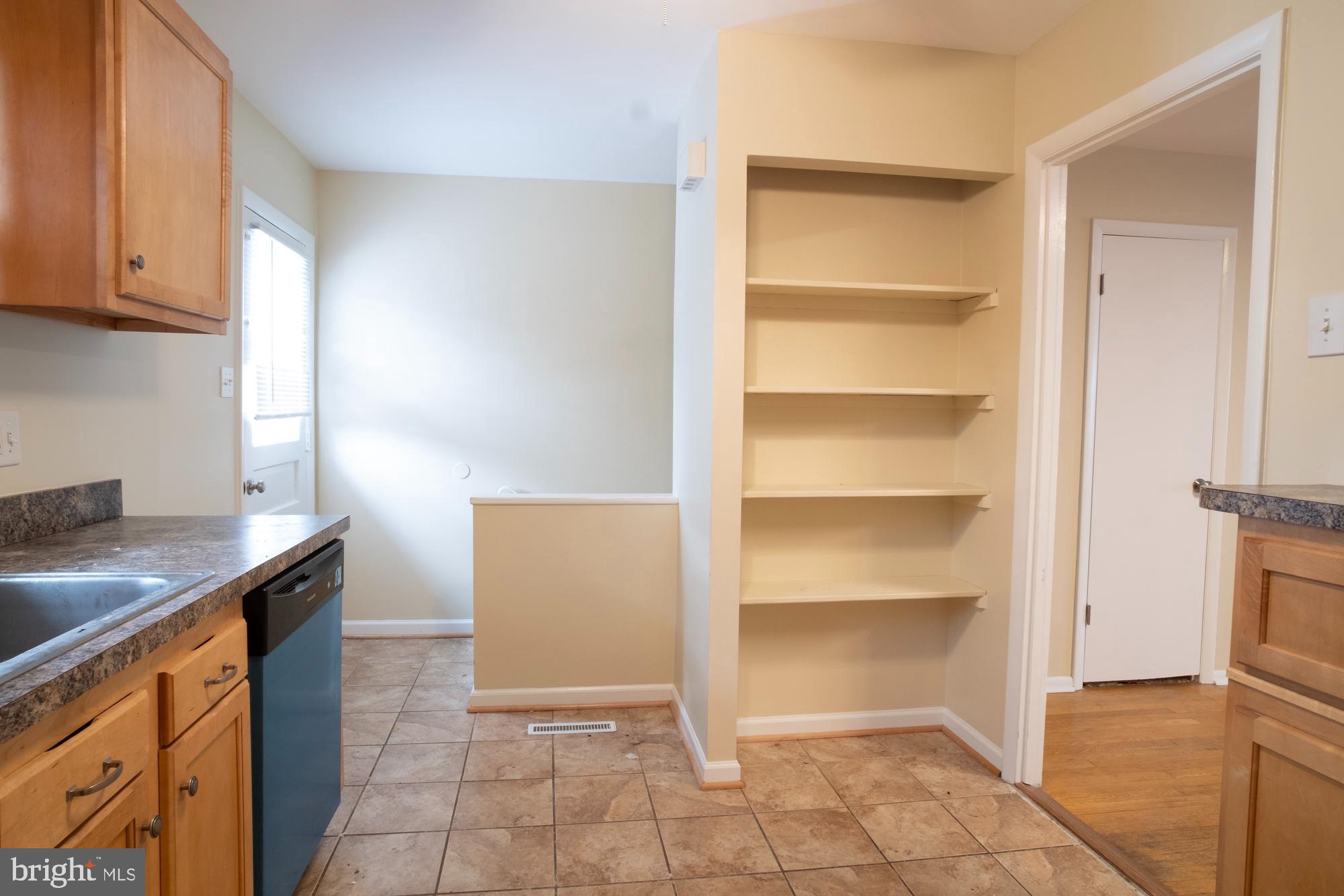 HUNTSMOOR - Residential Lease