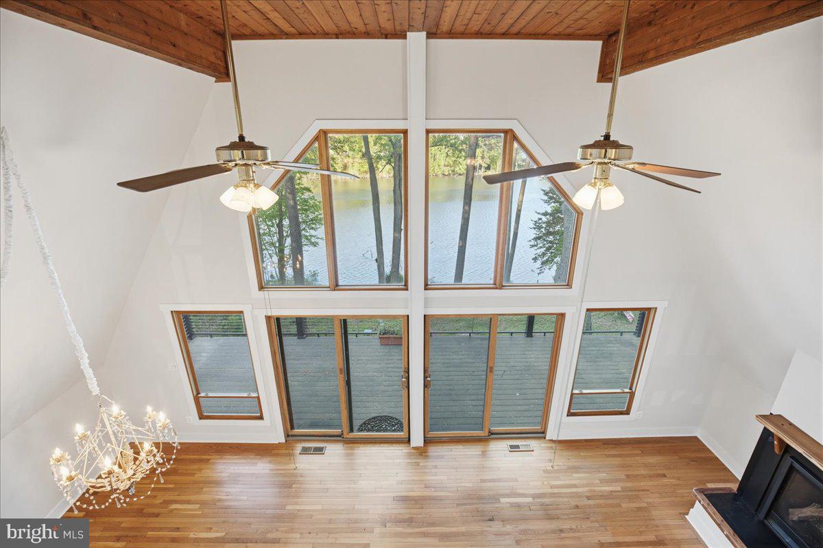 DRUM POINT - Residential