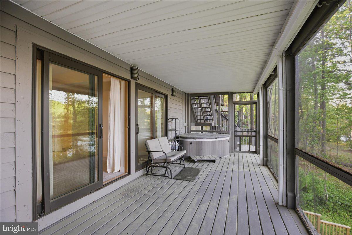 DRUM POINT - Residential