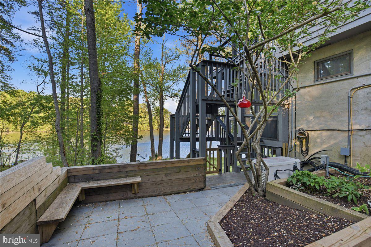 DRUM POINT - Residential