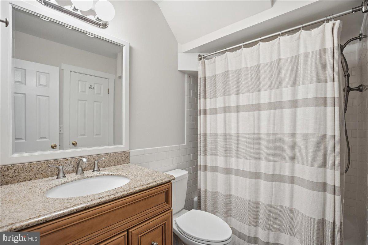 DRUM POINT - Residential