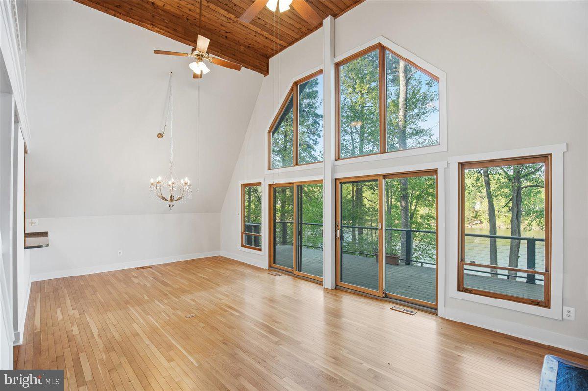 DRUM POINT - Residential