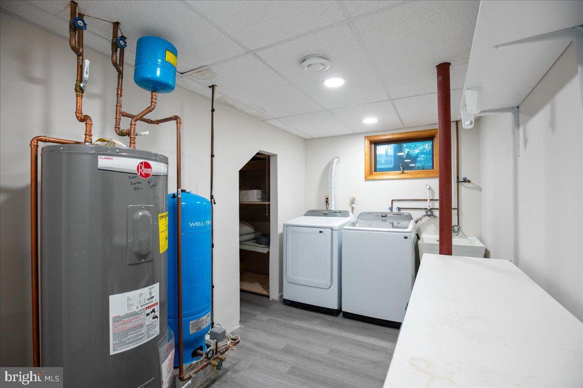 DRUM POINT - Residential