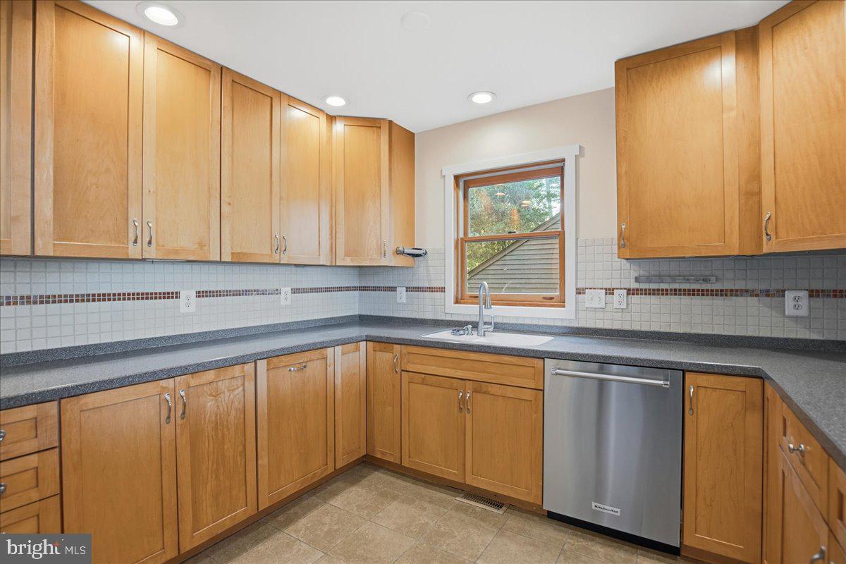 DRUM POINT - Residential