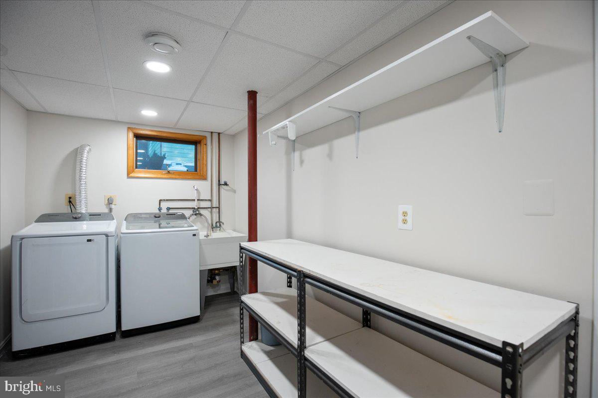 DRUM POINT - Residential