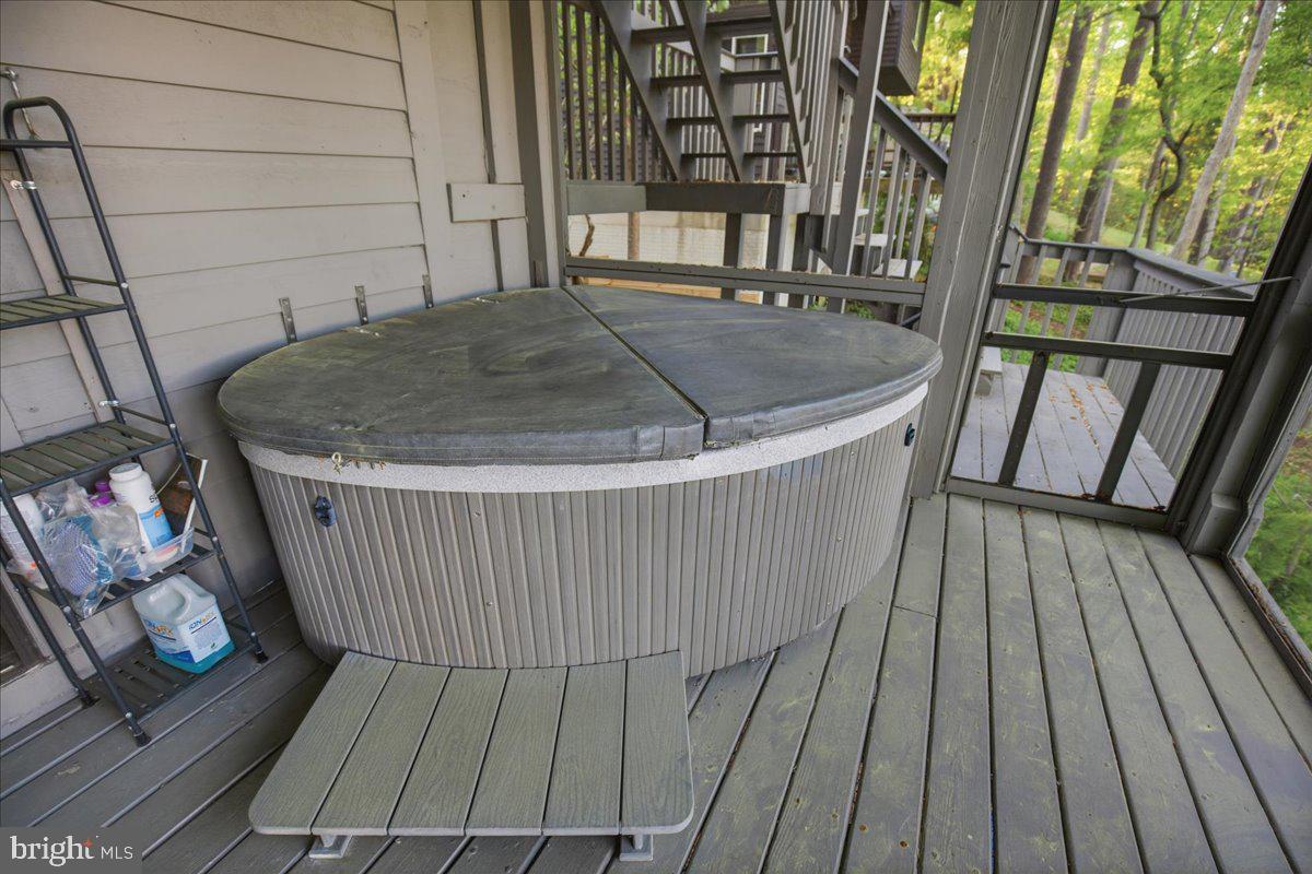 DRUM POINT - Residential