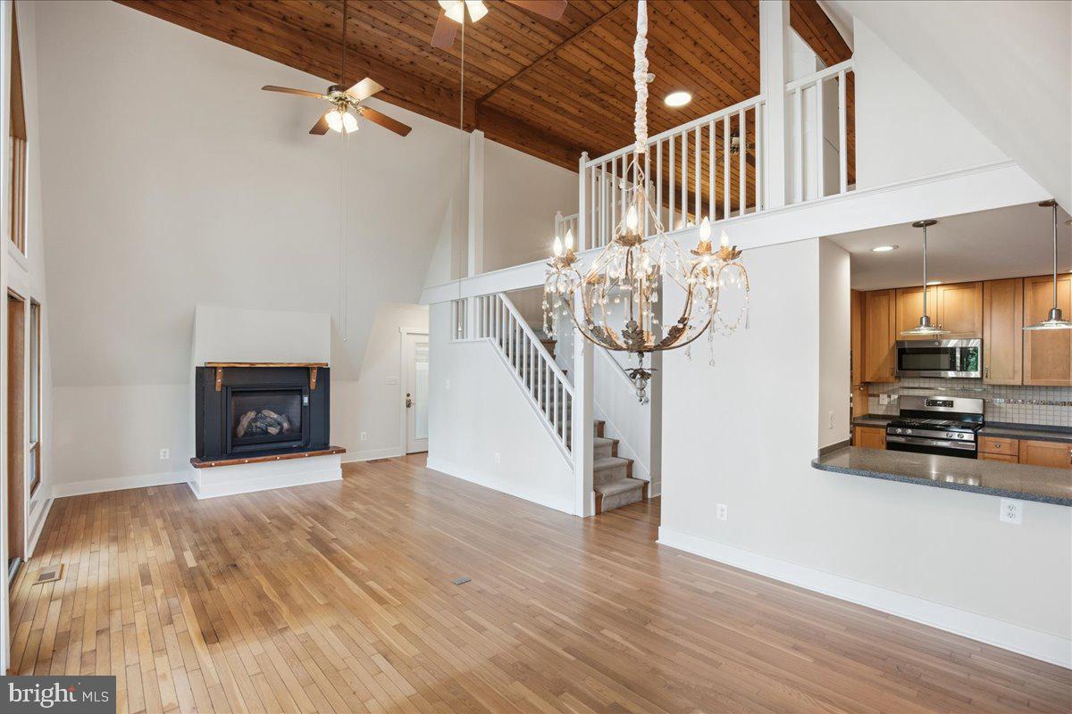 DRUM POINT - Residential