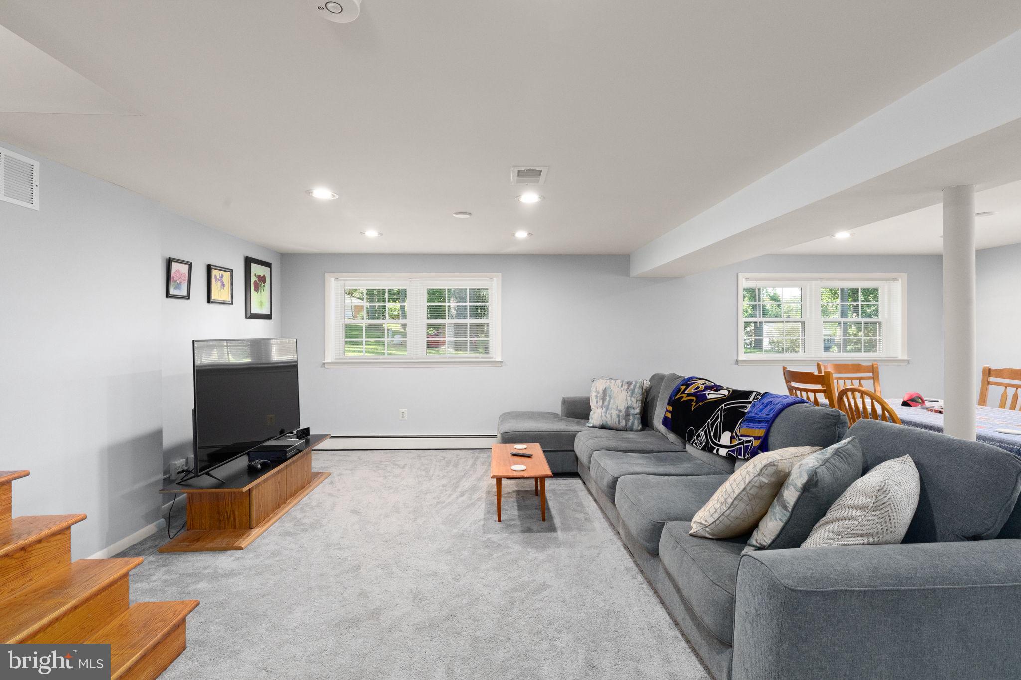 213 GLENWOOD ROAD